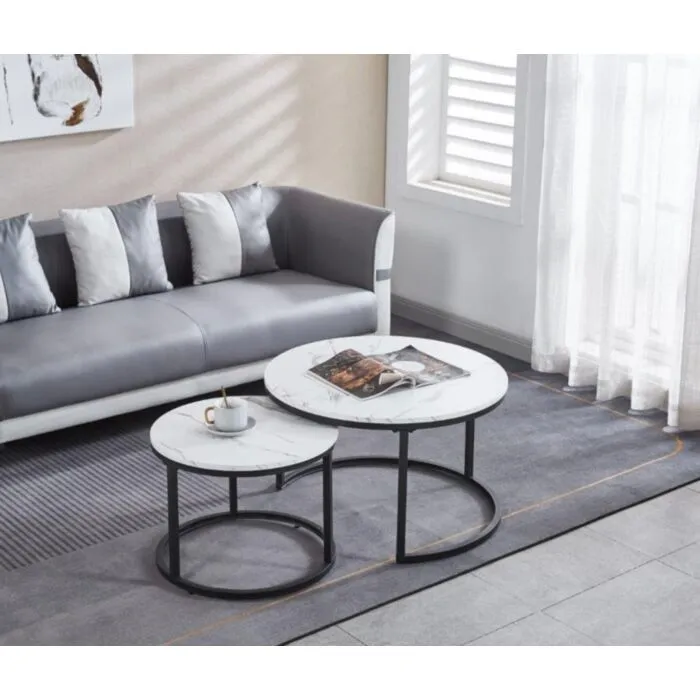 Klubska mizica TOYA bela / marmor . Klubska mizica TOYA bela / marmor je primerna za vsak dnevni prostor. Posebna je zaradi svoje oblike nogic ter možnosti