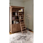 Knjižna omara DOMITILLE . Knjižna omara DOMITILLE, je eleganten kos pohištva, ki popestri vaš prostor. Njen poseben dizajn vas bo navdušil, saj prinese