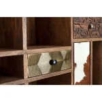 Knjižna polica 10A-7C DHAVAL . Knjižna polica 10A-7C DHAVAL ima okvir iz lesa in MDF-ja. Ročaji so iz jekla. Material: - Jeklo - Mangov les - Akacijev les