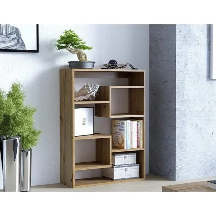 Knjižna polica BELLA . Knjižna polica BELLA je narejena iz kvalitetne laminirane plošče v hrast barvi. Material: - Laminirana plošča Barve: - Hrast