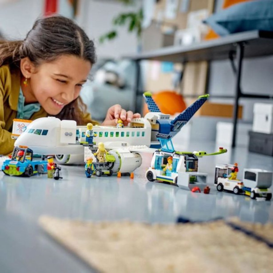 KOCKE LEGO POTNIŠKO LETALO - slika 4