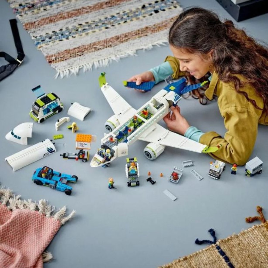 KOCKE LEGO POTNIŠKO LETALO - slika 5