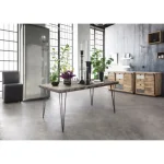 Komoda 2A-3C TUDOR . Komoda TUDOR je narejena iz lesenega okvirja (mango), podnožje je kovinsko. Dimenzije: širina: 150cm globina: 38cm višina: 85cm