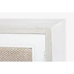 Komoda 2A MONTIEL je eleganten kos pohištva, ki popestri vaš prostor. Njen poseben dizajn vas bo navdušil, saj prinese vašemu prostoru eleganco in