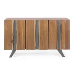 Komoda 3A ARON ima okvir iz lesa in jeklene noge, vrata imajo kovinski vložek. Dimenzije: širina: 145cm globina: 45cm višina: 90cm