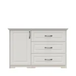 Komoda ALOJA . Komoda ALOJA, je eleganten kos pohištva, ki popestri vsak prostor. Komoda ima tri funkcionalne, rustikalne in elegantne predale in vrata,