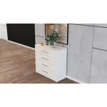 Komoda AMARELA 2 . Komoda AMARELA 2 je narejena iz trpežne laminirane plošče debeline 16 mm. Robovi so ABS in ima moderne linije. Vsebuje 4 predale.