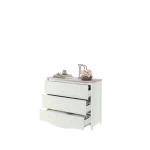 Komoda BELLA . Komoda BELLA je idealna za vsako dekliško spalnico. Ima 5 predalov, ki so vsi dosegljivi majhnim otroškim rokam. Material: - Laminirana