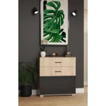 Komoda DULE . Komoda DULE je primerna za vsako spalnico. Narejena je iz kvalitetne laminirane plošče in ima ABS robove. Vsebuje 4 predale. Odlično se poda h