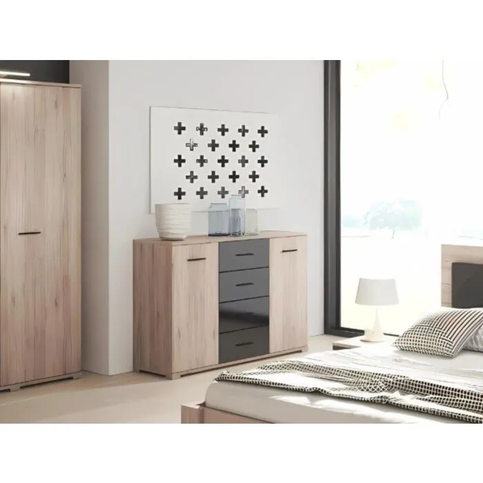 Komoda DULE 2 . Komoda DULE 2 je eleganten kos pohištva, ki popestri vaš prostor. Njen poseben dizajn vas bo navdušil, saj prinese vašemu prostoru eleganco