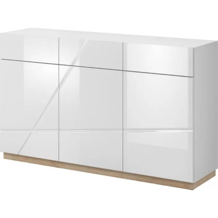 Komoda FURY 2 . Komoda FURY 2 je moderna komoda, s modernimi linijami. Primerna je za vsako dnevno sobo in ima mehanizem "PUSH TO OPEN". Ima 3 vrata in 3