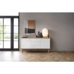 Elementi iz zbirke MORI je eleganten kos pohištva, ki popestri vaš prostor. Njen poseben dizajn vas bo navdušil, saj prinese vašemu prostoru eleganco in