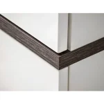 Komoda TONI . Uporabna in praktična komoda TONI je eleganten kos pohištva,ki popestri vaš prostor s svojo eleganco in prefinjenostjo. Primerna je za vsak