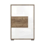 Komoda za predsobo VIŠNJA . Komoda za čevlje VIŠNJA je narejena iz odličnih materialov. Ima "push to open" sistem za odpiranje in zapiranje. Ličnice so