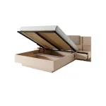 Elegantna in moderna spalnica DAŠA je narejena iz odličnih materialov v barvi beige. Sestavljena je iz garderobne omare, komode, postelje z zabojom za