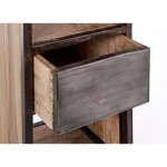 Konzola 2C-1C MANCHESTER . Konzola 2C-1C MANCHESTER je eleganten kos pohištva, ki popestri vaš prostor. Njen poseben dizajn vas bo navdušil, saj prinese