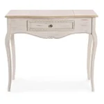 Konzola z ogledalom CLARISSE . Konzola z ogledalom CLARISSE, je eleganten kos pohištva, ki popestri vaš prostor. Njen poseben dizajn vas bo navdušil, saj