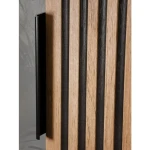 Kopalniški blok ILA 60 . Kopalniški blok ILA 60 je izdelan v sodobnem dizajnu, ki združuje naravno lepoto hrastovega lesa s sodobno črno barvo. Osnovni