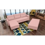 Kotna sedežna garnitura DANA . Kotna sedežna garnitura DANA je sedežna s stilom skandinavskega sloga. Dobavljiva v več barvah. Zraven sedežne prejmete