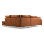 Kotna sedežna garnitura FANTAZIJA . Kotna sedežna garnitura FANTAZIJA je modernega videza. Sedežna je vzmetena z valovitimi vzmetmi. Zraven prejmete