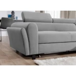 Kotna sedežna garnitura KLARA . Kotna sedežna garnitura KLARA je dobavljiva v kvalitetnem blagu večih možnih barv. Sedežni je potrebno določiti levi ali