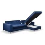 Kotna sedežna garnitura KOLY . Kotna sedežna garnitura KOLY je moderna ter praktična garnitura. Zaradi svojih šivov na straneh ter hrbtnih blazinah bo