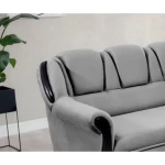 Kotna sedežna garnitura LOLA . Kotna sedežna garnitura LOLA je izdelana iz kvalitetnega blaga. Je zelo praktična saj vsebuje zaboj za shranjevanje ter se