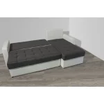 Kotna sedežna garnitura LUXUS . Kotna sedežna garnitura LUXUS je odlična garnitura po odlični ceni. Narejena v kombinaciji umetnega usnja in blaga. Zraven