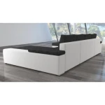 Kotna sedežna garnitura MARIO 3 . Kotna sedežna garnitura MARIO 3 je odlična garnitura po odlični ceni. Narejena iz umetnega usnja. Zraven garniture dobite