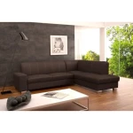 Kotna sedežna garnitura NORTON . Kotna sedežna garnitura NORTON, je izdelana iz kakovostnega umetnega usnja, ki je na voljo v več barvah. Sedežna se