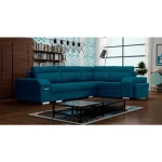 Kotna sedežna garnitura SAGU, modernega dizajna ter praktična za uporabo, saj ima ogromno prostora za shranjevanje. Sedežna garnitura je vzmetena z