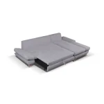 Kotna sedežna garnitura STANE . Kotna garnitura STANE je kotna sedežna garnitura, katera je narejena iz kvalitetnega blaga v sivi barvi. Garnitura se