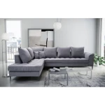 Kotna sedežna garnitura TITAN je praktična in udobna. Popestrila bo vaš dnevni prostor s svojim modernim dizajnom, ter elegantnimi črnimi nogicami. Na