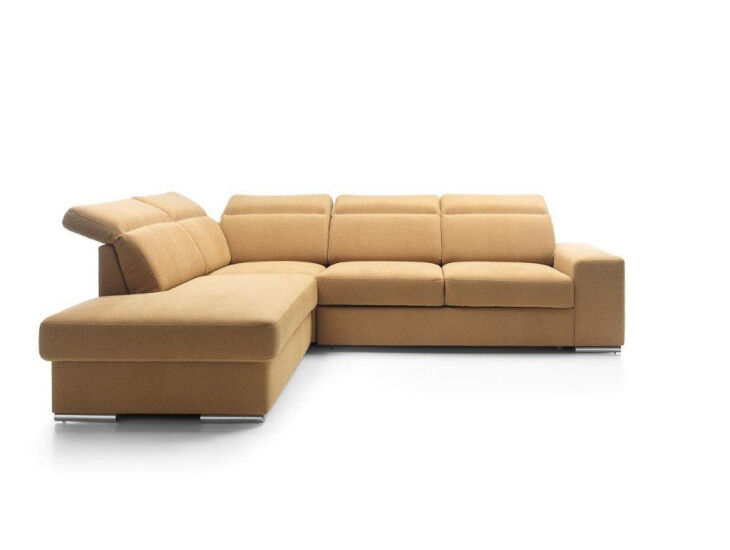 Kotna sedežna garnitura VANDI je izjemna garnitura po izjemni ceni. Posebna je zaradi svojega modernega dizajna ter elegance. Ustrezala bo v vsak dnevni