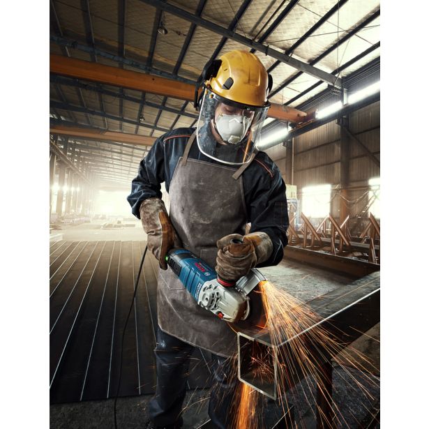 kotni-brusilnik-bosch-professional-gws-30-180-b-3321877-5 KOTNI BRUSILNIK BOSCH PROFESSIONAL GWS 30-180 B - slika 6