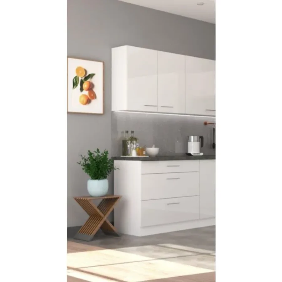 Kotni kuhinjski blok ELZA 230 x 370 cm . Kotni kuhinjski blok ELZA 230 x 370 cm je narejen iz kvalitetnih materialov. Debelina delovnega pulta je 38 mm. Fronte