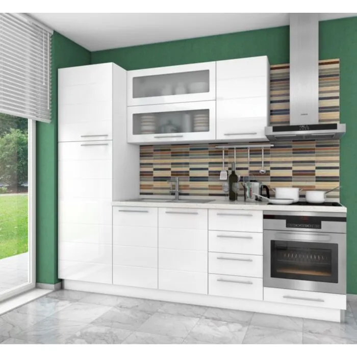 Kuhinja AJDA 255 cm Kuhinja AJDA 255 cm . Kuhinja AJDA širine 255 cm, višine 216 cm je narejena iz kvalitetnega iveral E1. Kuhinja je narejena iz oplemenite iverne plošče18