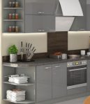 Kuhinjski blok ELITE 350 cm je dobavljiv v več barvah. Debelina delovnega pulta je 28 mm. Kuhinja je izdelana iz oplemenitenih ivernih plošč debeline 16