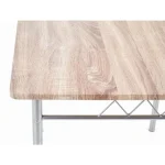 Kuhinjska garnitura FALSET (4+1) . Kuhinjska garnitura FALSET je komplet za jedilnico, sestavljen iz mize in štirih stolov. Pohištvo je narejeno iz