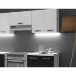 Kuhinjski blok DELTA 2 240 . Kuhinjski blok DELTA 2 240 cm je dobavljiva v črnobeli mat barvi. Korpusi so iz laminirane plošče debeline 18 mm. Vrata