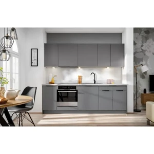 Kuhinjski blok JAGODA siva 240 + NAPA . Kuhinjski blok JAGODA siva 240 cm + NAPA je modernega dizajna v sivi mat barvi. Stranice so narejene iz laminirane