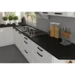 Kuhinjski blok LIJA 285 x 180 cm . Kuhinjski blok LIJA 285 x 180 cm je dobavljiva v beli barvi. Debelina delovnega pulta je 38 mm. Kuhinja je izdelana iz