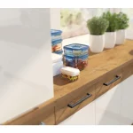 Kuhinjski blok PARIZ GLOS 240 cm . Kuhinja PARIZ GLOS 240 cm je kuhinja, katera bo prinesla svežino v vaš dom. Dobavljiva je v moderni sivi hrast barvi.