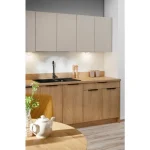 Kuhinjski blok PATRICIA 200 . Kuhinjski blok PATRICIA 200 cm je modernega dizajna v hrast / kašmir barvi. Stranice so narejene iz laminirane plošče debeline