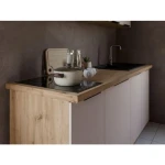 Kuhinjski blok SOLA 180 . Kuhinjski blok SOLA 180 cm je kuhinja v kombinaciji hrasta in kašmir barve. Kuhinja je izdelana iz oplemenitenih ivernih plošč