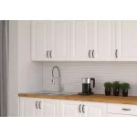 Kuhinjski blok STIL 260 cm je dobavljiva v beli barvi. Debelina delovnega pulta je 38 mm. Fronte kuhinje imajo MDF rob. Kuhinja je izdelana iz oplemenitenih