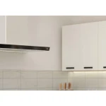 Kuhinjski blok VANESA 250 . Kuhinjski blok VANESA 250 cm je dobavljiva v beli barvi. Debelina delovnega pulta je 38 mm. Kuhinja je izdelana iz oplemenitenih