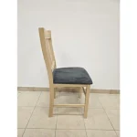 Kuhinjski stol SILVANA L . Stol SILVANA L je eden najbolj prodajanih kuhinjskih stolov, ki s svojim dizajnom dopolnjuje različne ambiente. Izdelan je iz