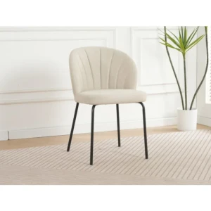 Kuhinjski stol TOMY . Kuhinjski stol TOMY je oblazinjen v kvalitetni beige tkanini. Močna stabilna kovinska konstrukcija mu zagotavlja vzdržljivost ter