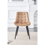 Kuhinjski stol VIKA bež . Kuhinjski stol VIKA velvet bež je odlična rešitev za kombiniranje v minimalističen ali industrijski stil prostora. Kombinacija